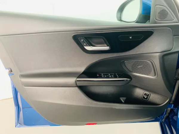 Mercedes-Benz C 200 7