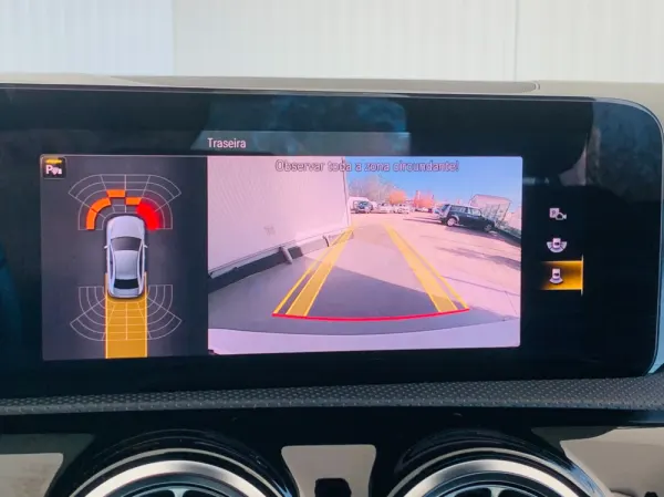 Mercedes-Benz A 180 Limousine d AMG Line 19