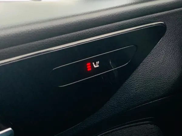 Mercedes-Benz C 200 9