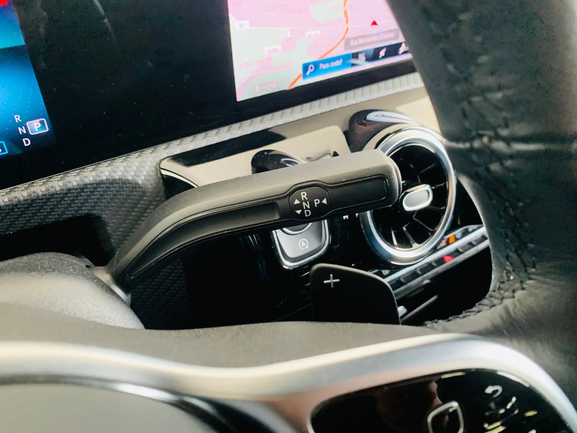 Mercedes-Benz CLA 180 7G-DCT Progressive 16