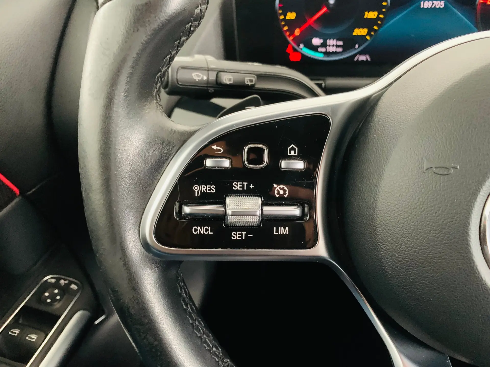 Mercedes-Benz EQA 250 Progressive 14