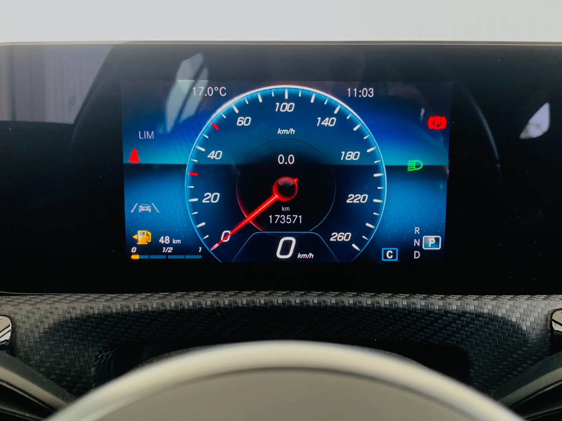 Mercedes-Benz CLA 180 7G-DCT Progressive 12