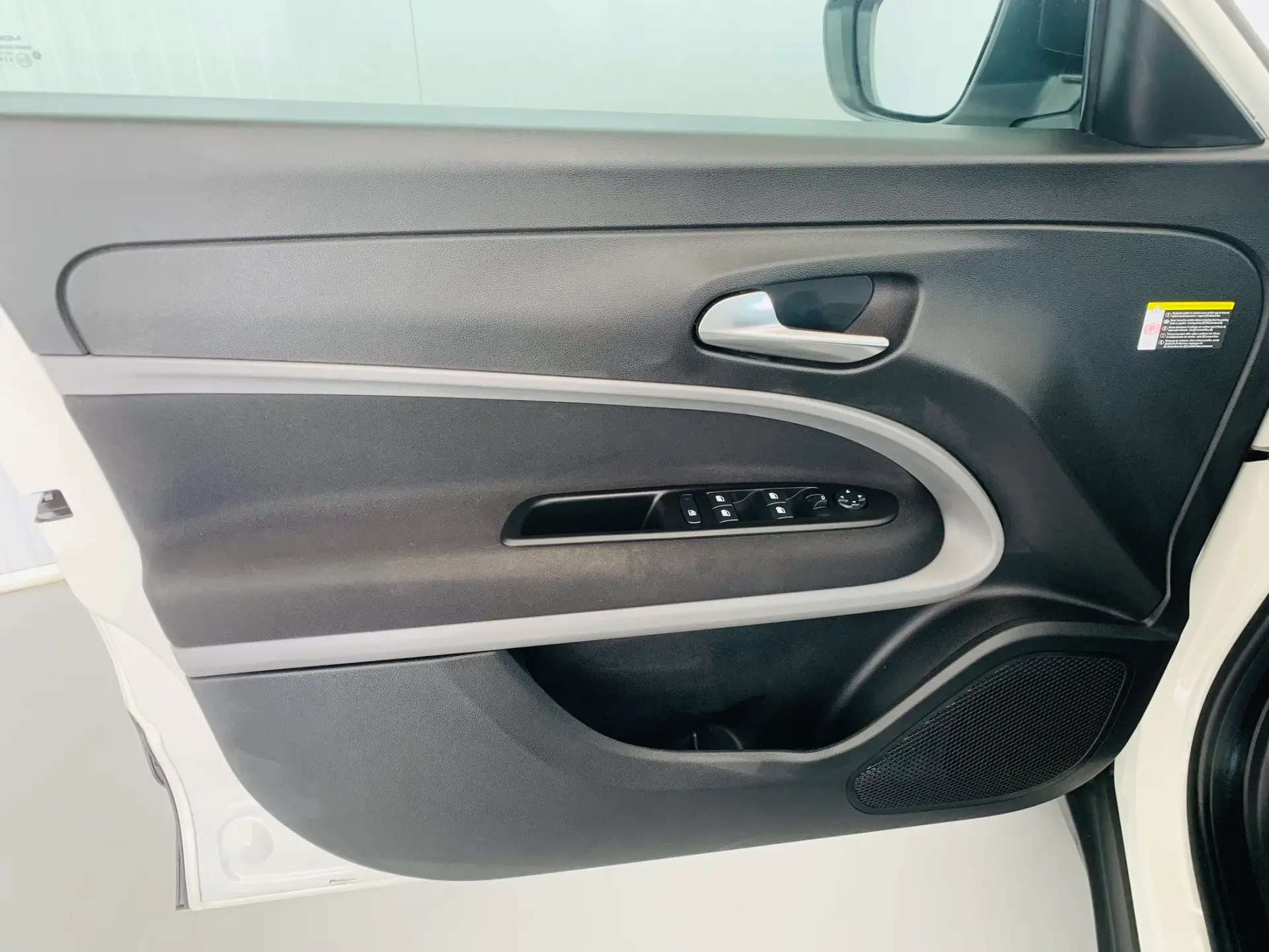 Jeep Avenger 54 kWh Longitude 7