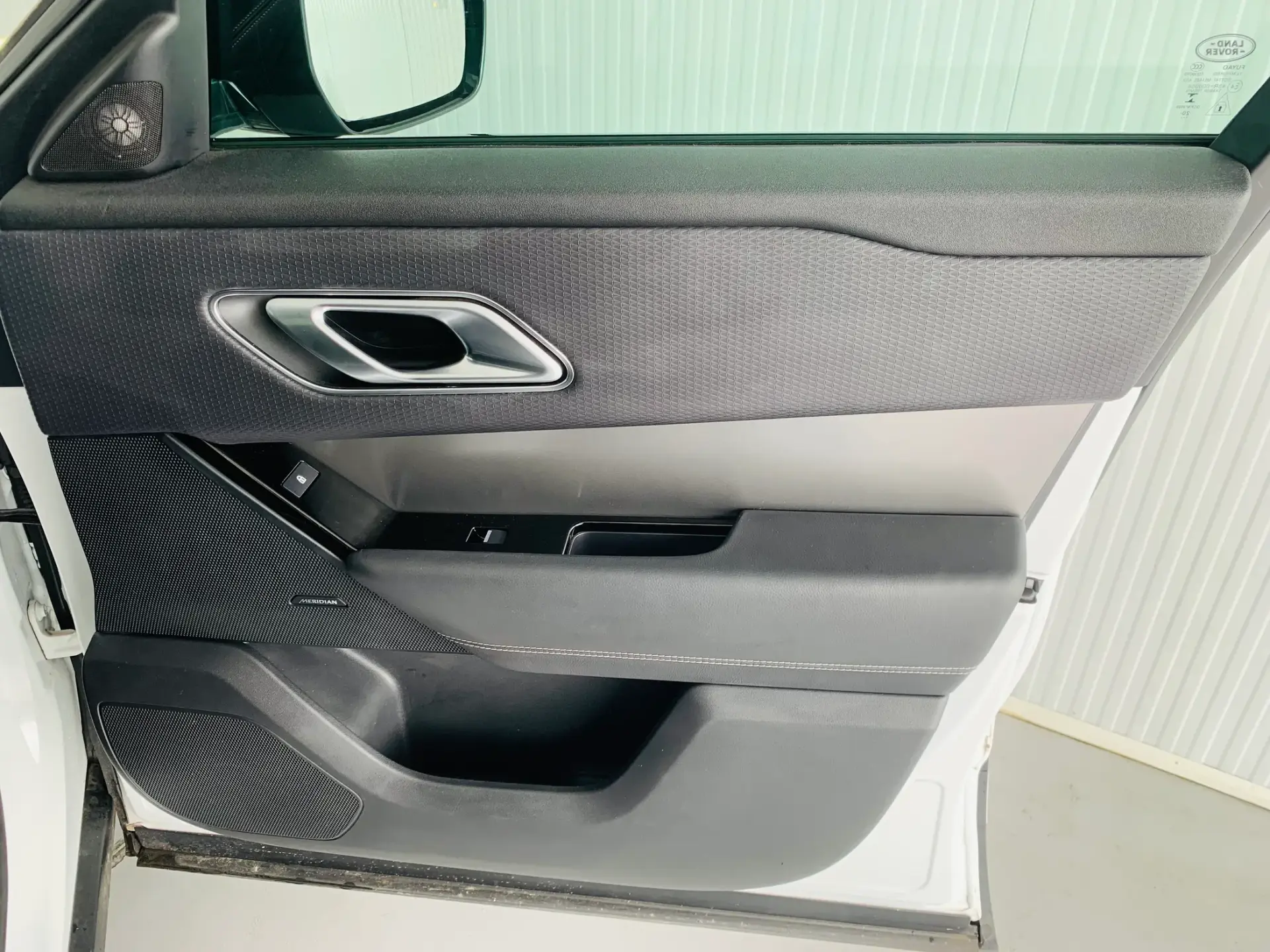 Land Rover Range Rover Velar 2.0 P400e AWD S 43