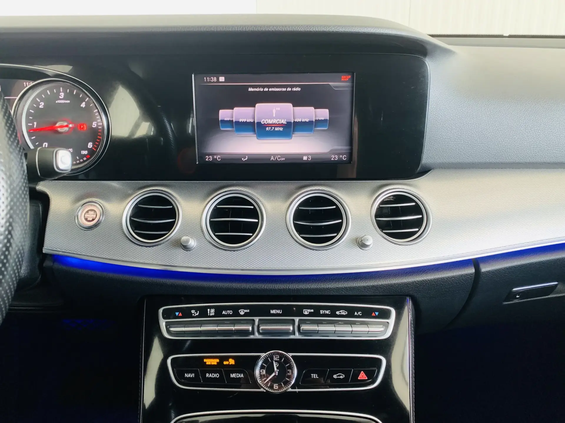 Mercedes-Benz E 220 d Avantgarde 18