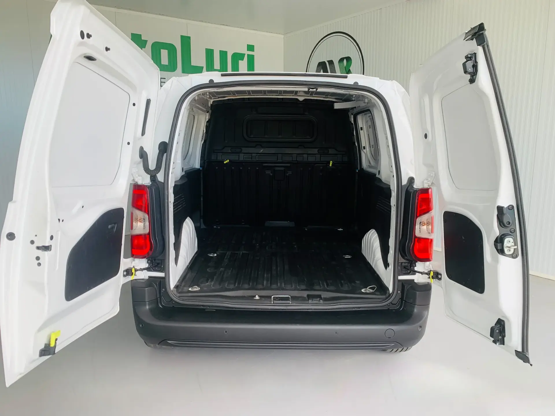 Opel Combo Life 1.5 CDTi L1H1 Enjoy 4