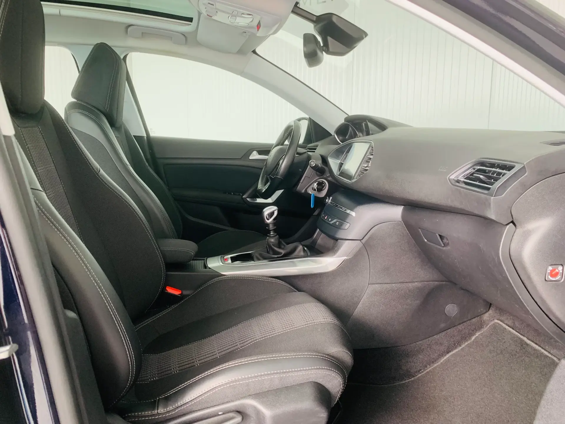 Peugeot 308 SW 1.5 BlueHDi Allure 39