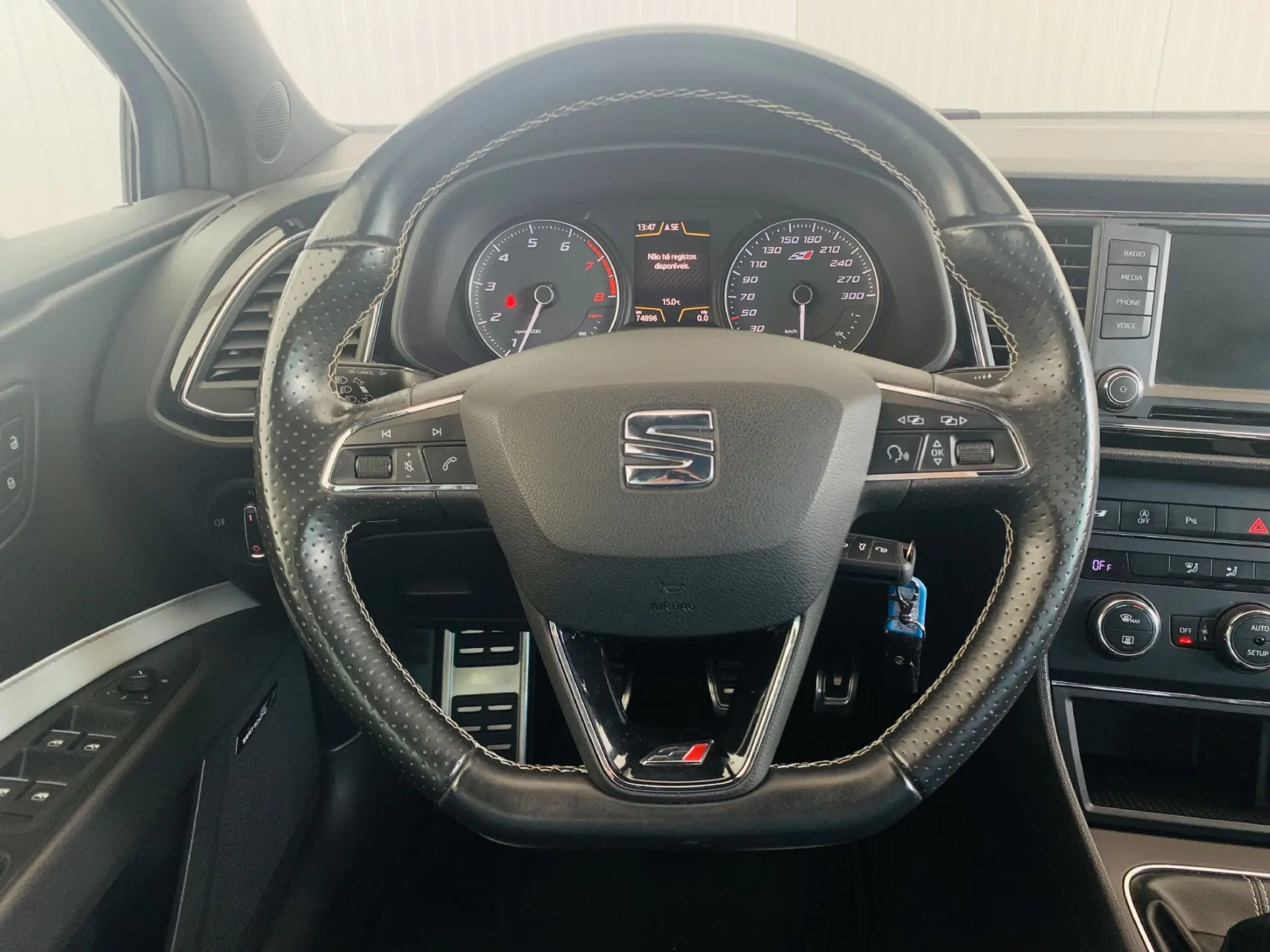 SEAT Leon ST Outro 12