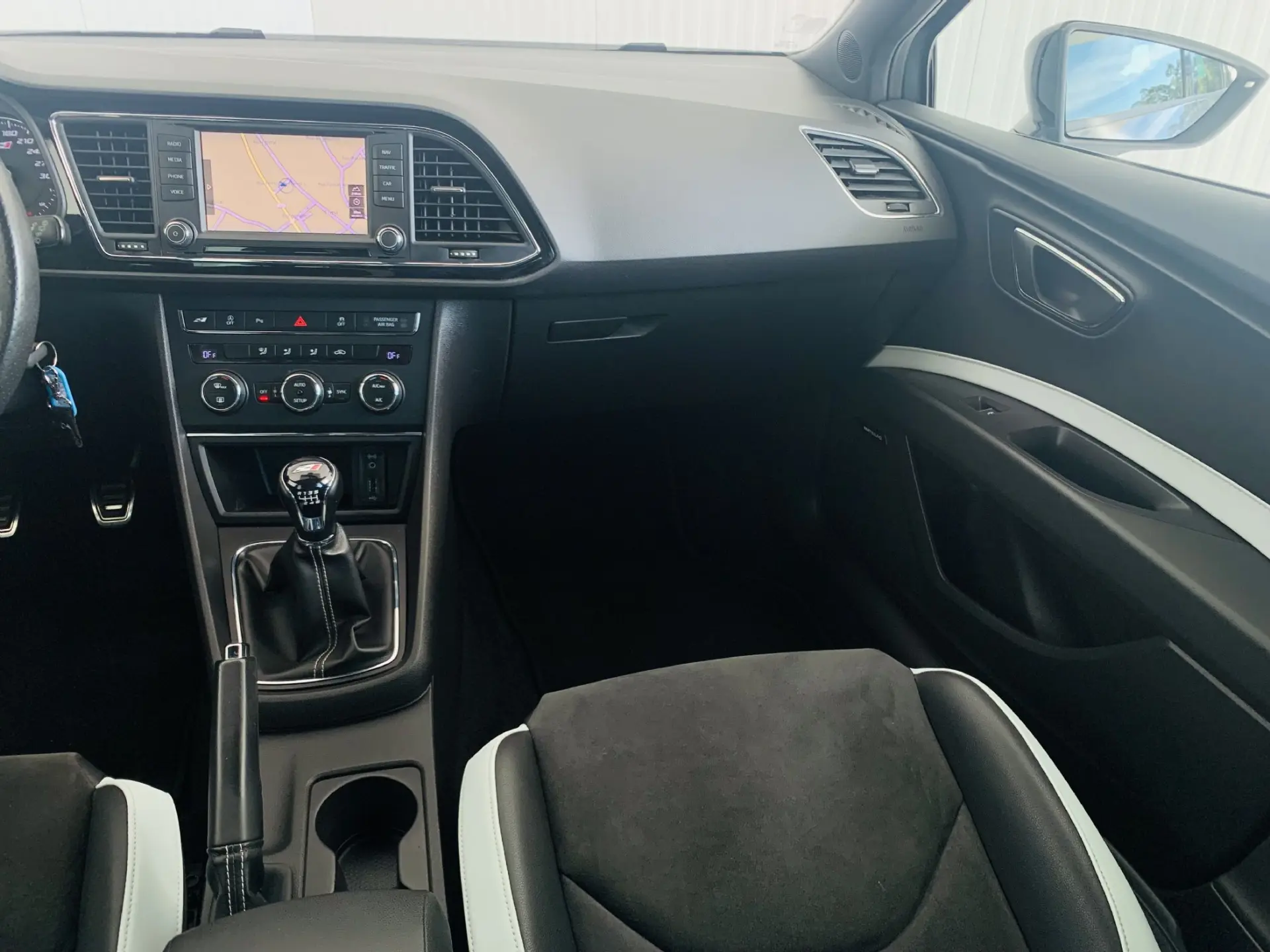 SEAT Leon ST Outro 31