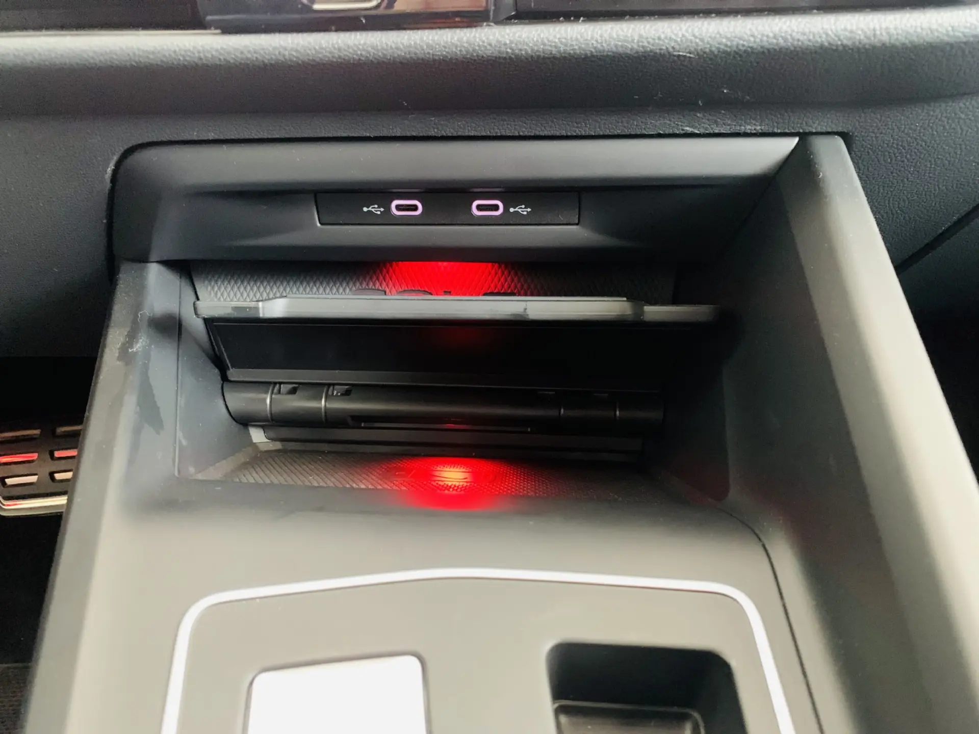 Volkswagen Golf 2.0 TSI GTI DSG 24