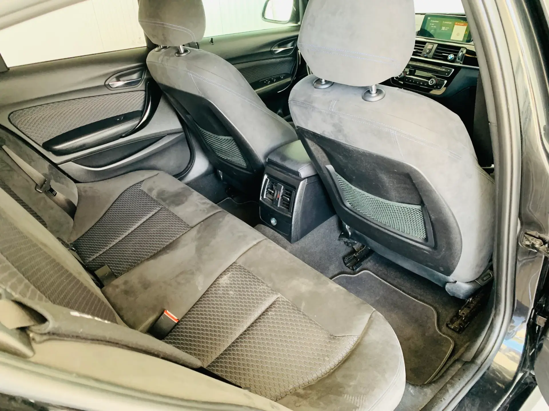 BMW 116 d Pack M Auto 31