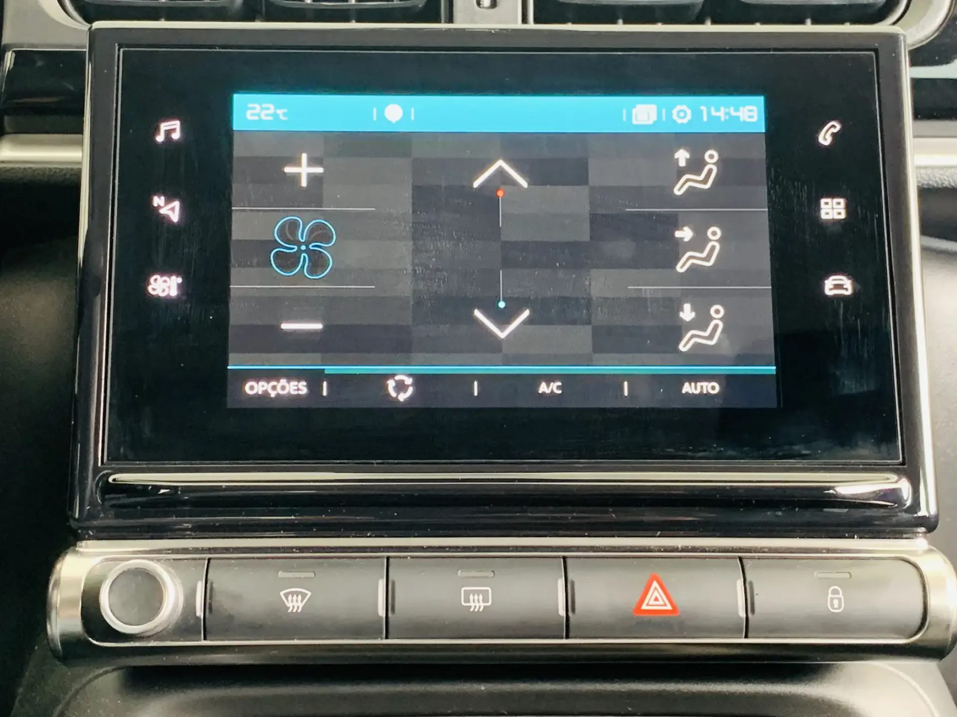 Citroën C3 1.2 PureTech Shine 19