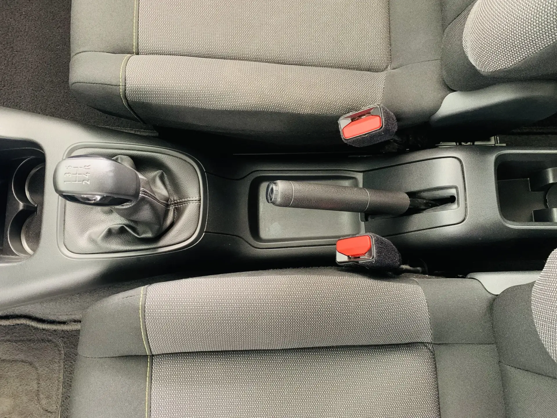 Citroën C3 1.2 PureTech Shine 24