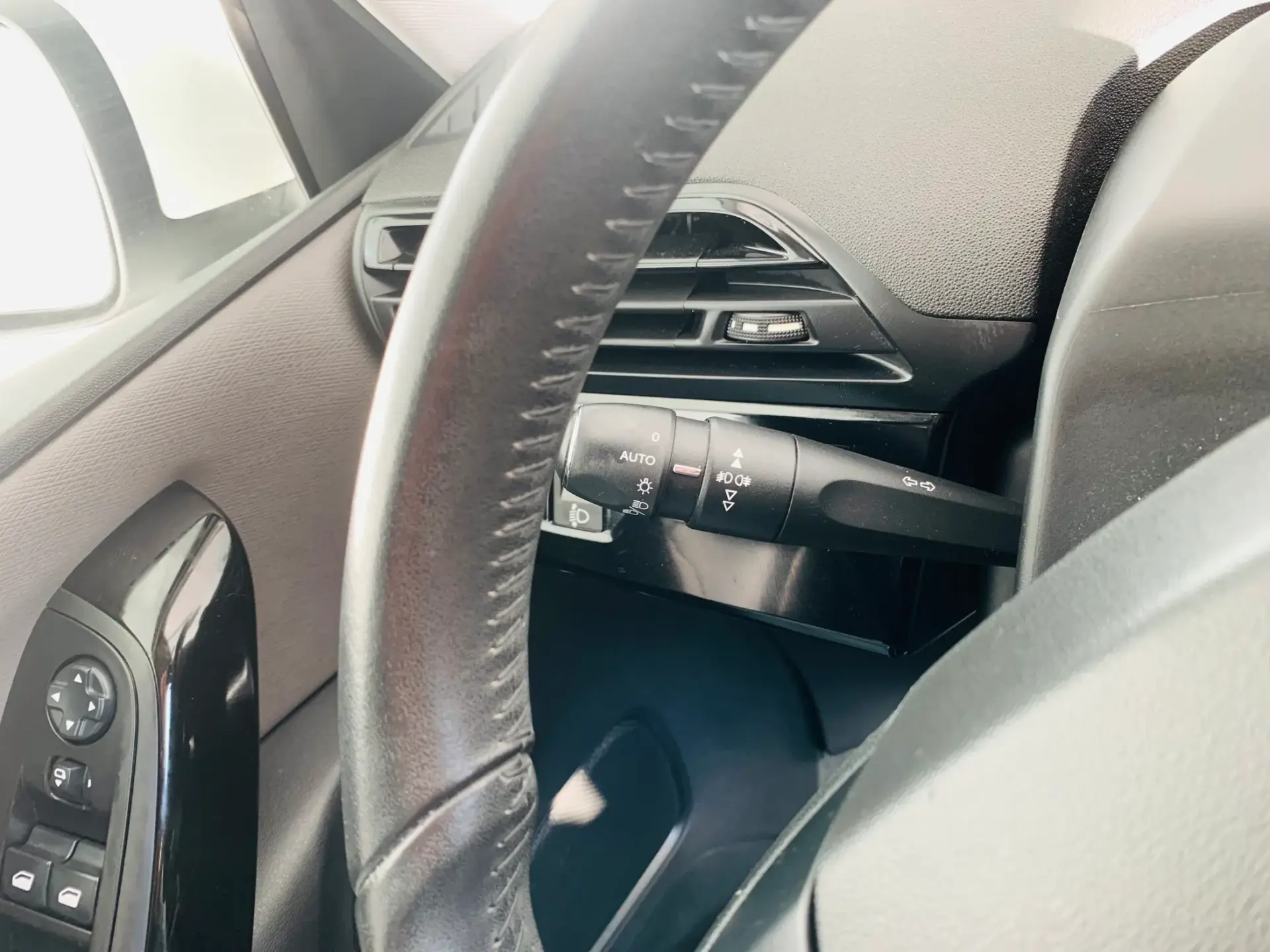 Citroën Grand C4 Spacetourer 1.5 BlueHDi Feel 15