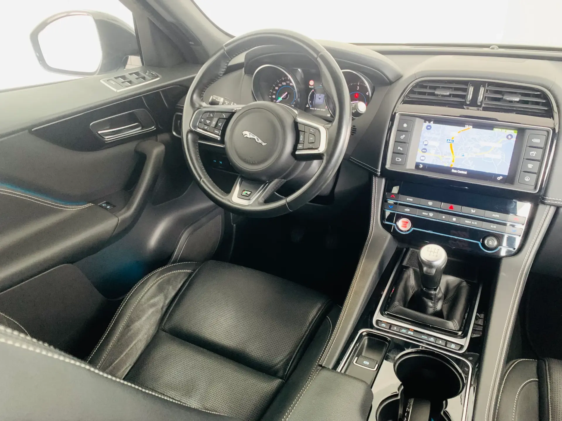 Jaguar F-Pace 2.0 i4D R-Sport AWD 35