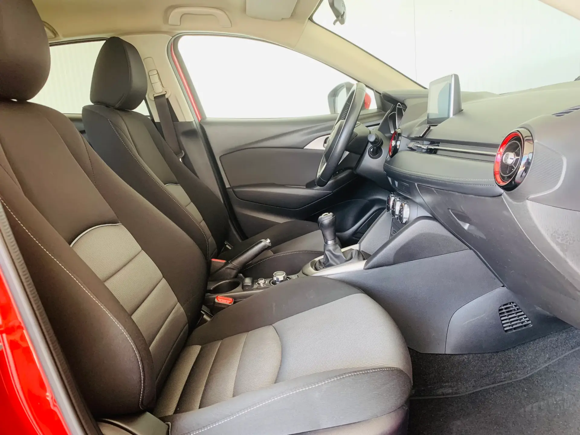 Mazda CX-3 1.5 Sky.Excellence Navi 38