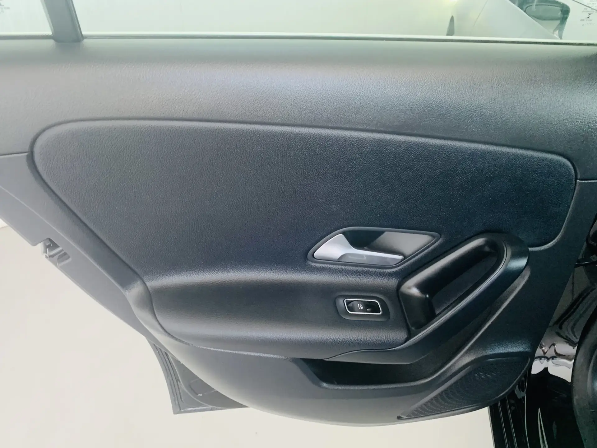 Mercedes-Benz A 250 e Progressive 30