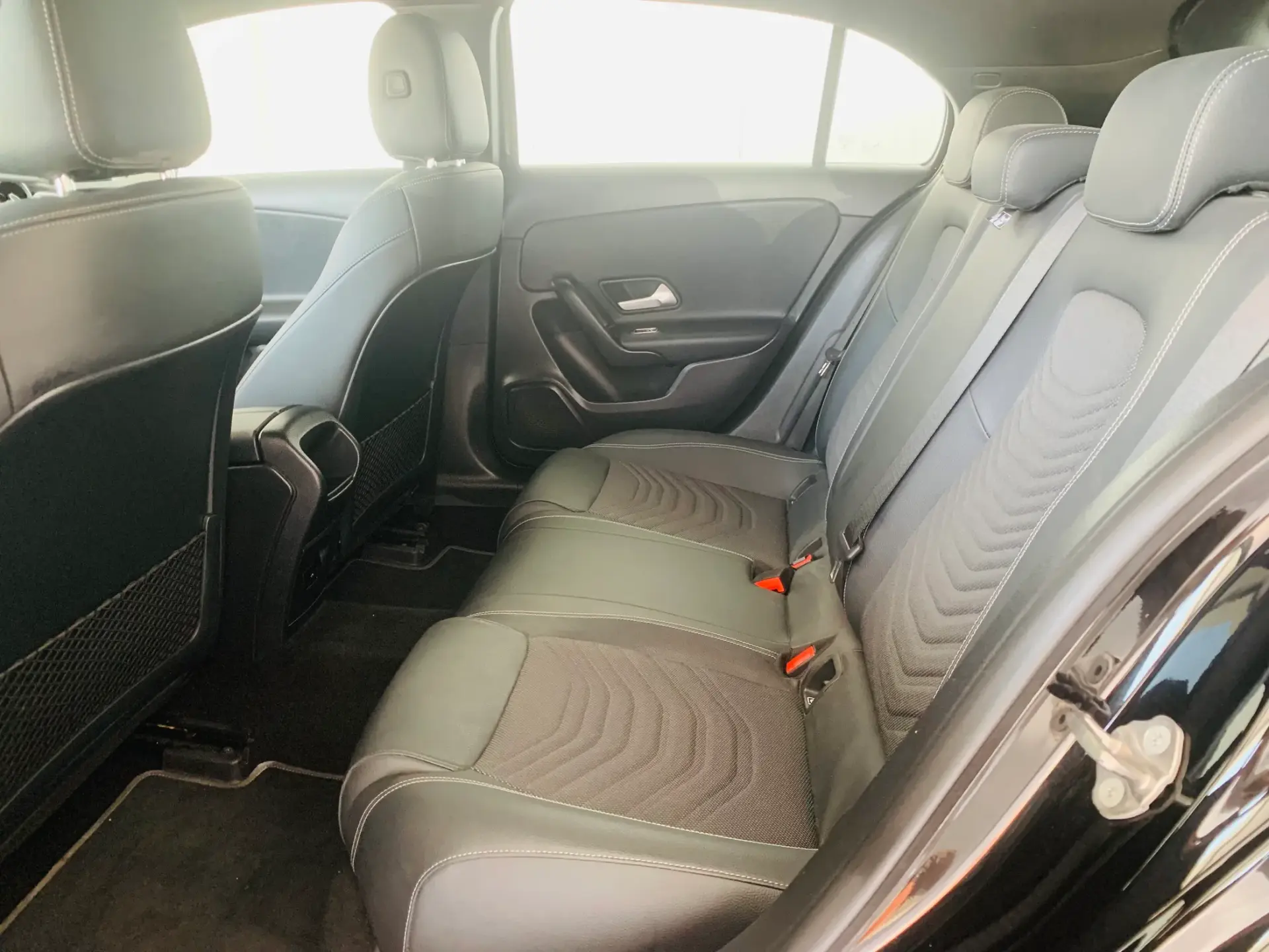 Mercedes-Benz A 250 e Progressive 31