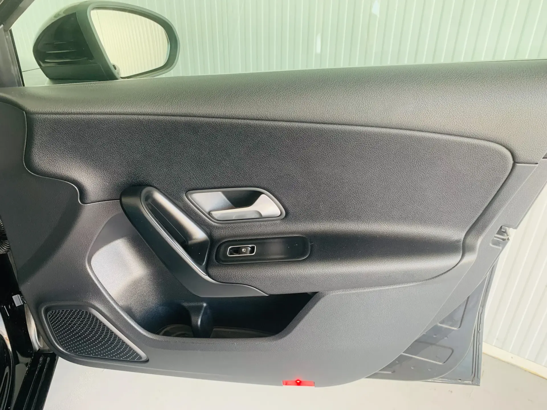 Mercedes-Benz A 250 e Progressive 38