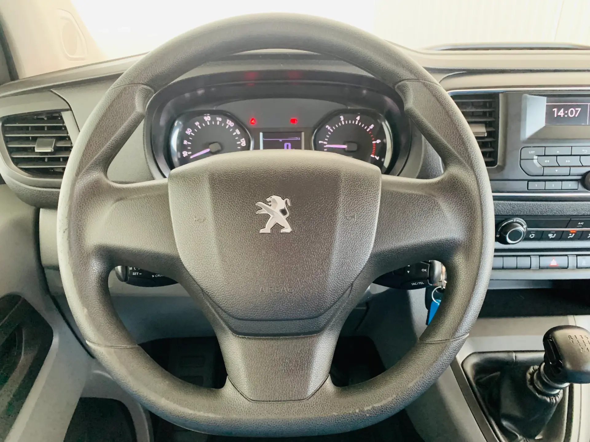 Peugeot Expert 1.5 BlueHDi L2H1 Semi-Vidrado 13