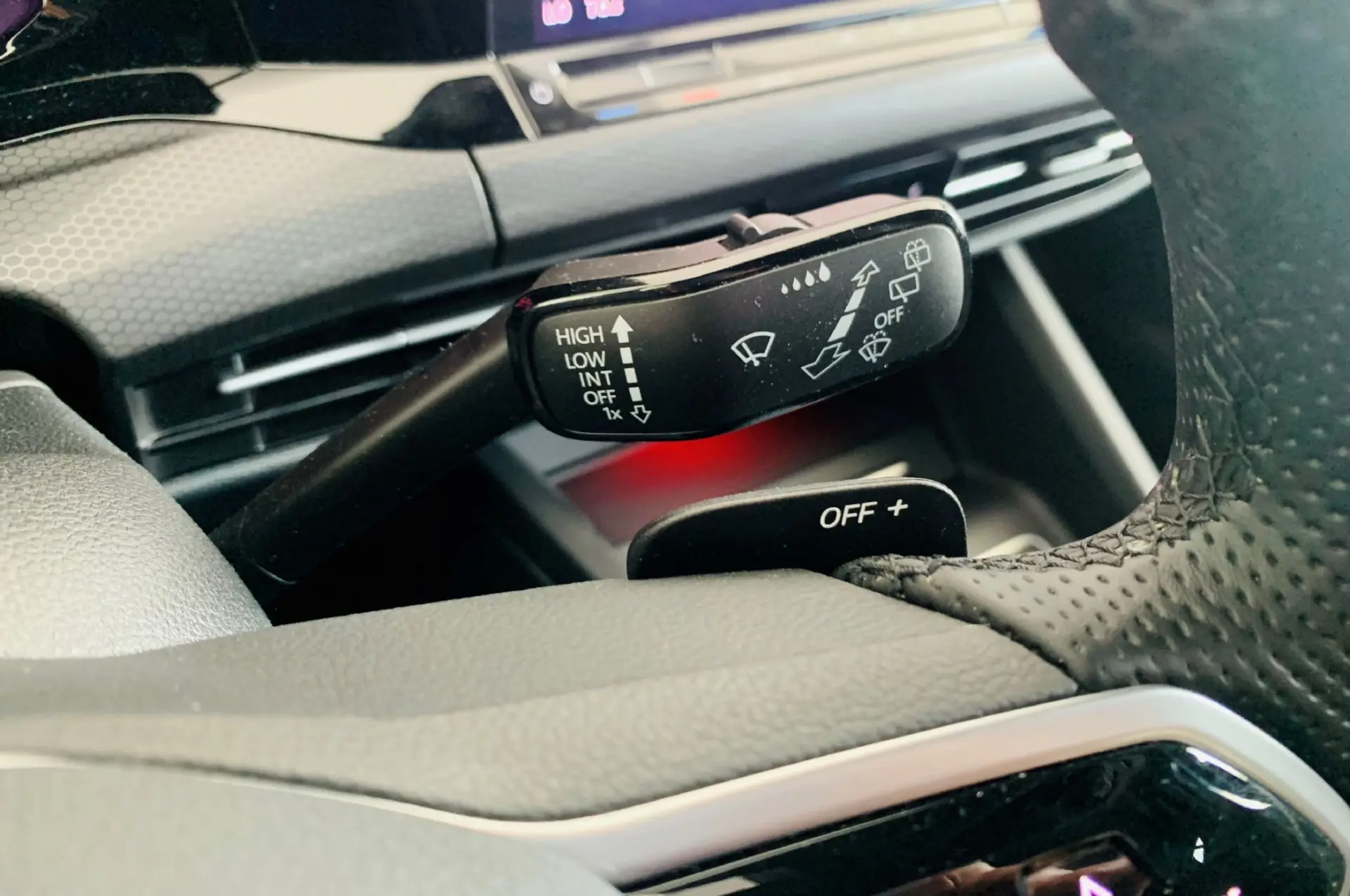 Volkswagen Golf 2.0 TSI GTI DSG 13