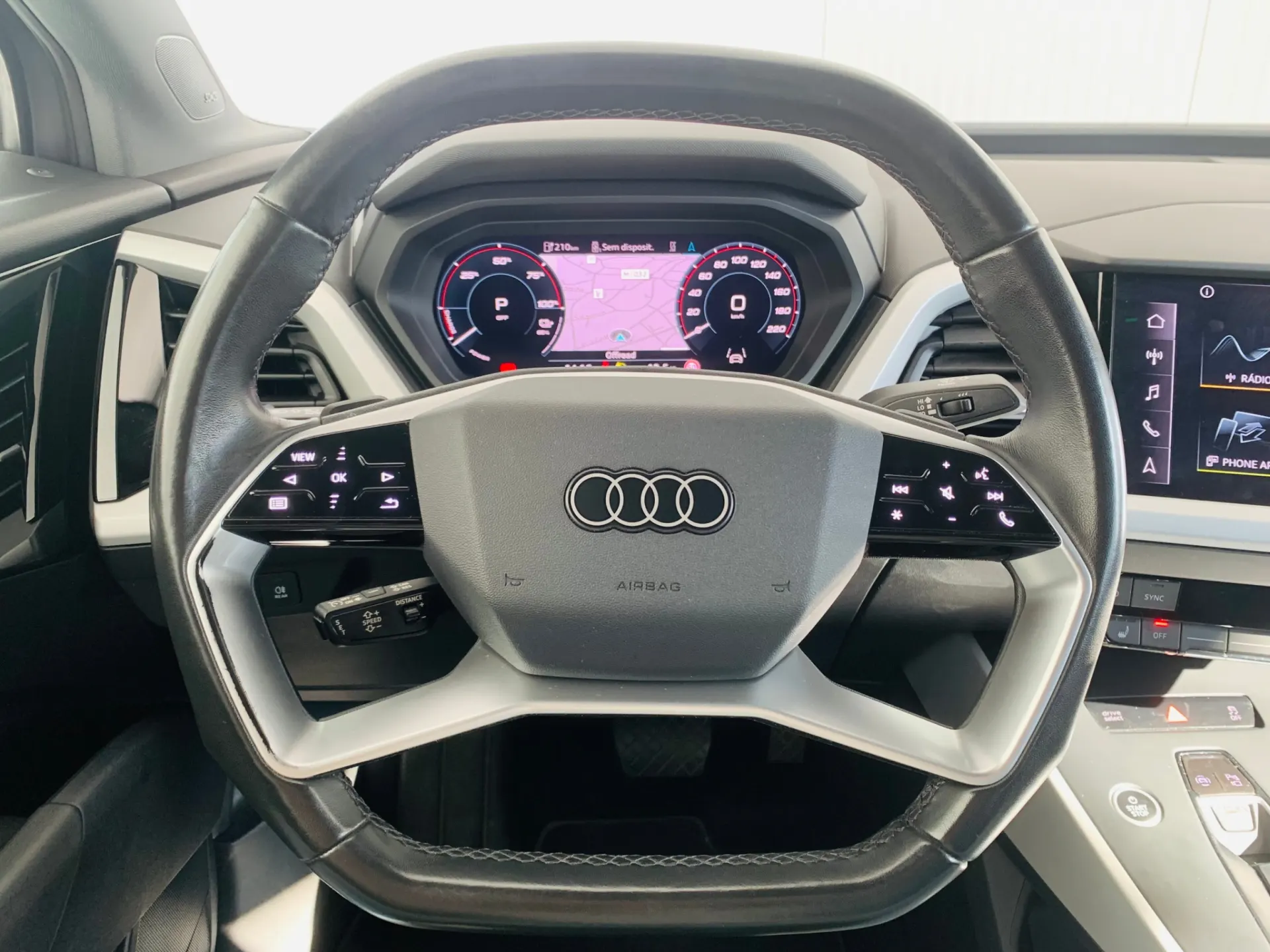 Audi Q4 Sportback e-tron 11