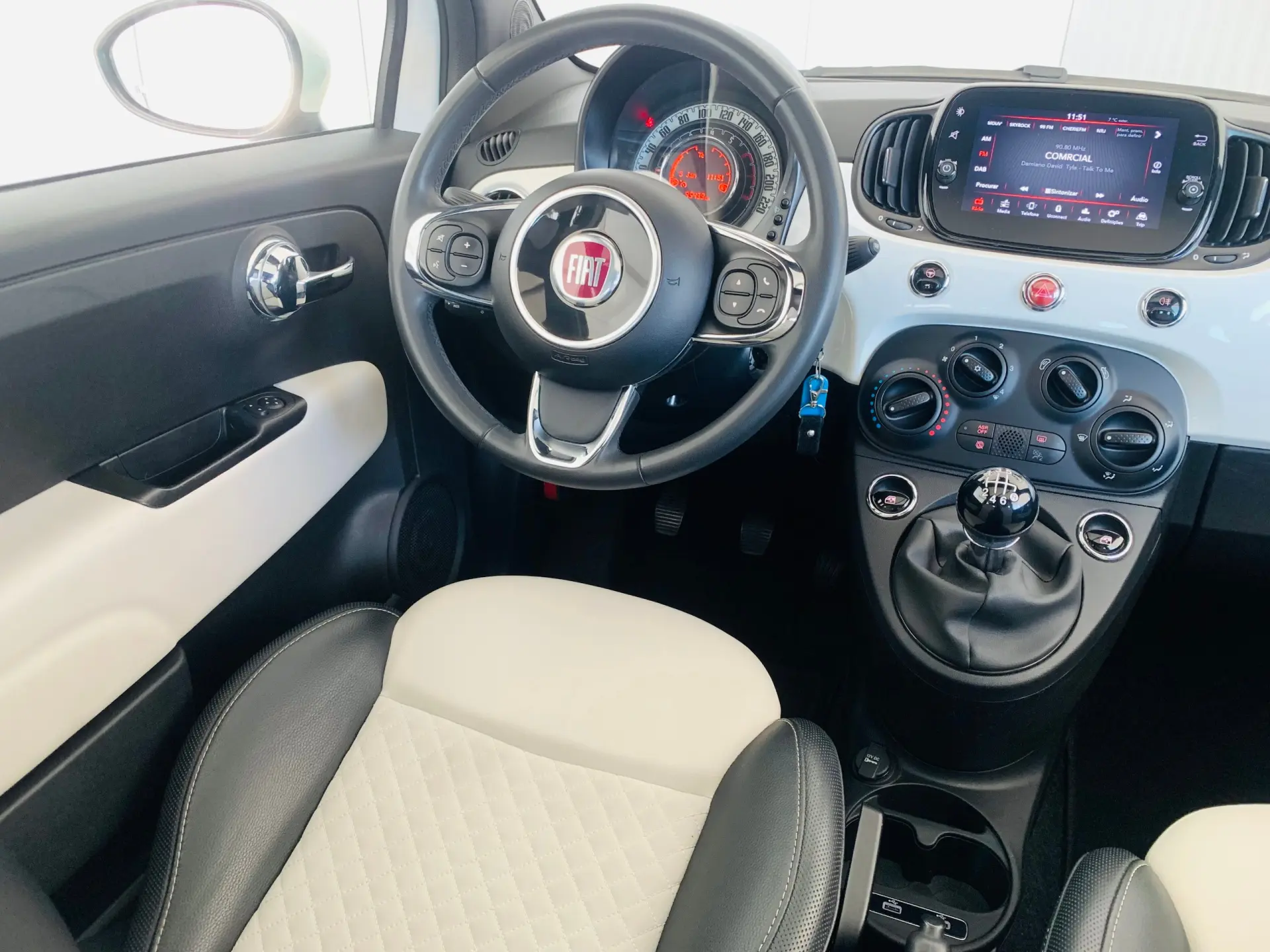 Fiat 500 1.0 Hybrid Dolcevita 28