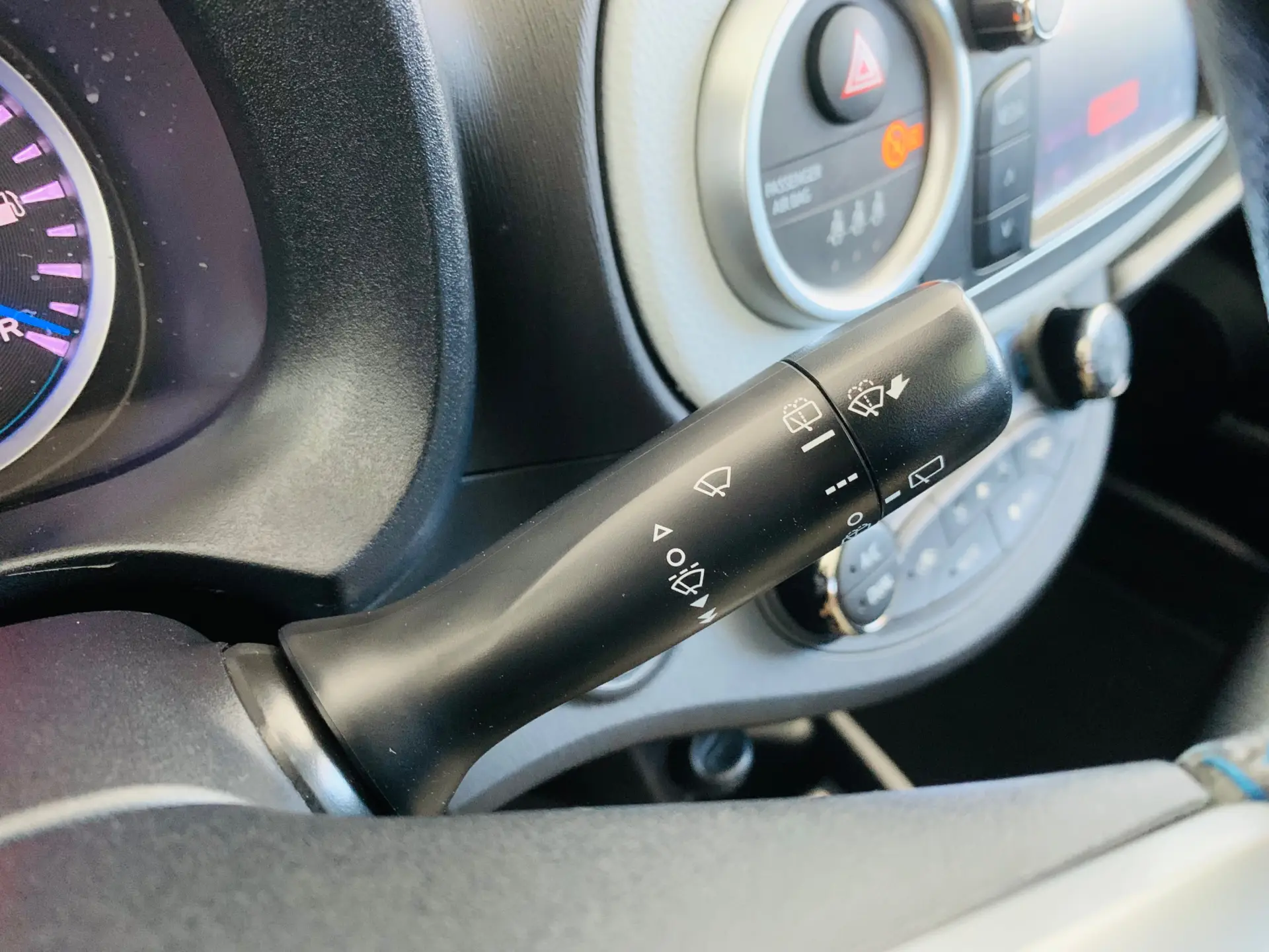 Toyota Yaris Hybrid 15