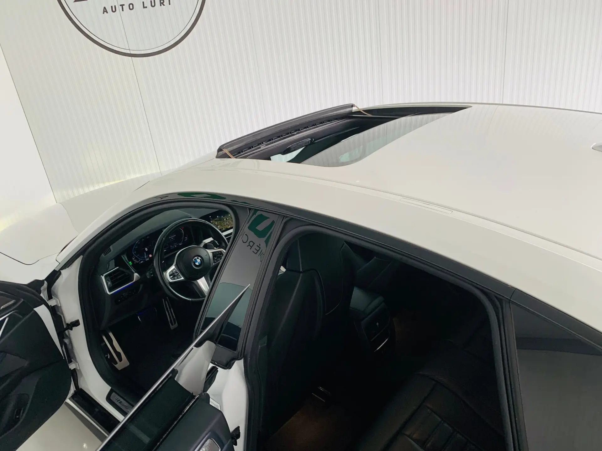 BMW 420 Gran Coupé i Pack Desportivo M Auto 36