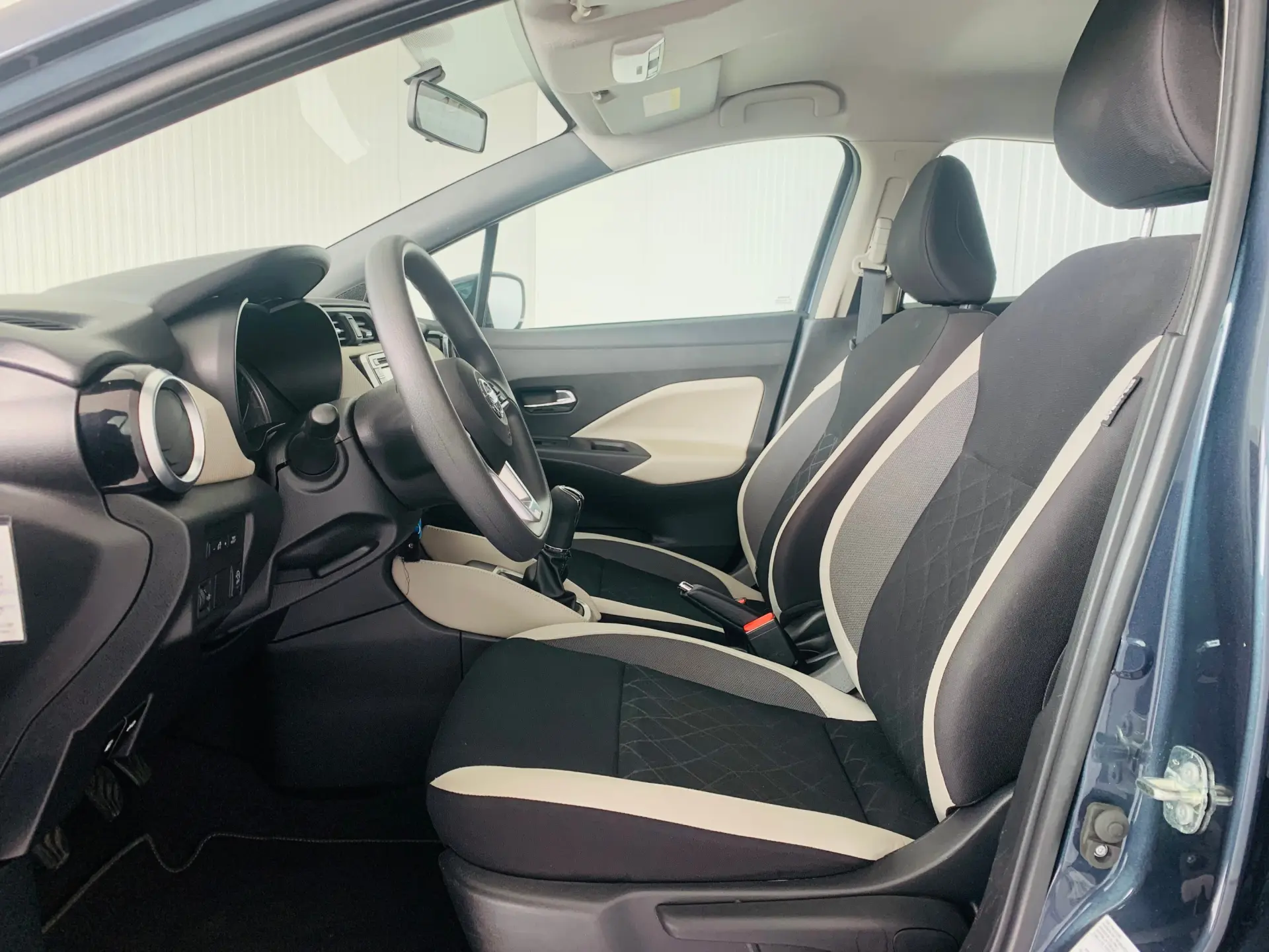 Nissan Micra 0.9 IG-T N-Connecta 8