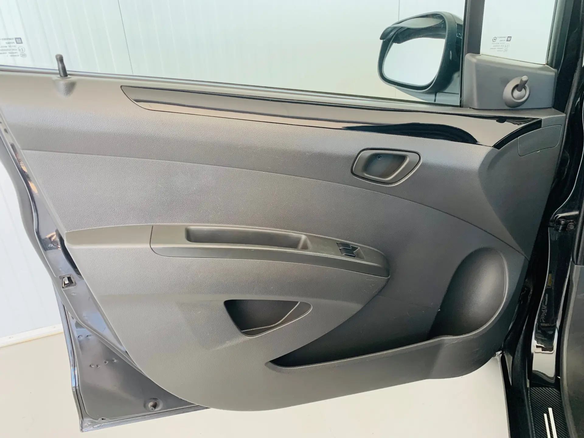 Chevrolet Spark 1.0 LS Bi-Fuel 6