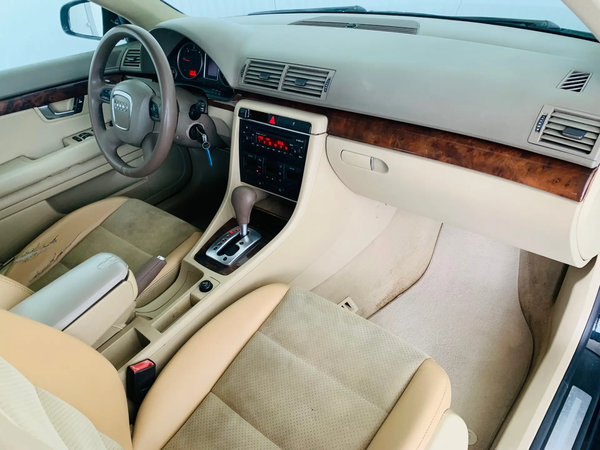 Audi A4 Avant 2.0 TDi Exclusive Multitronic 26