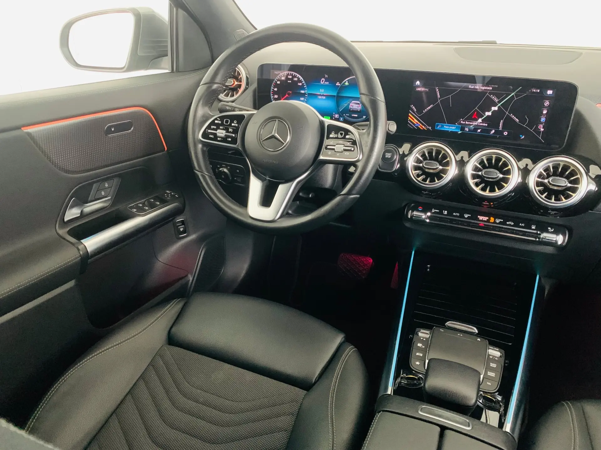 Mercedes-Benz EQA 250 Progressive 38