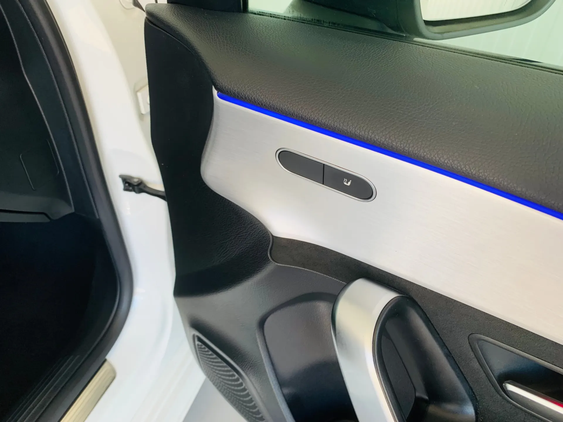 Mercedes-Benz A 180 Limousine d AMG Line 49