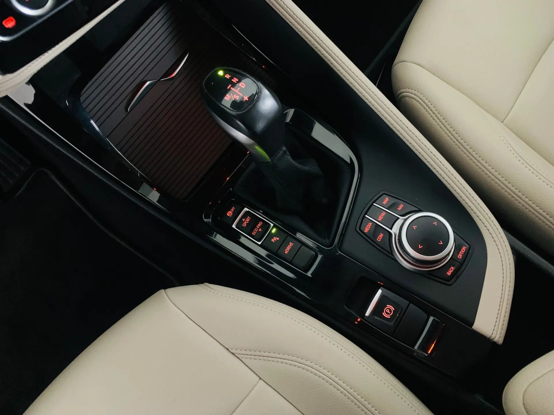 BMW X2 25 e xDrive 30