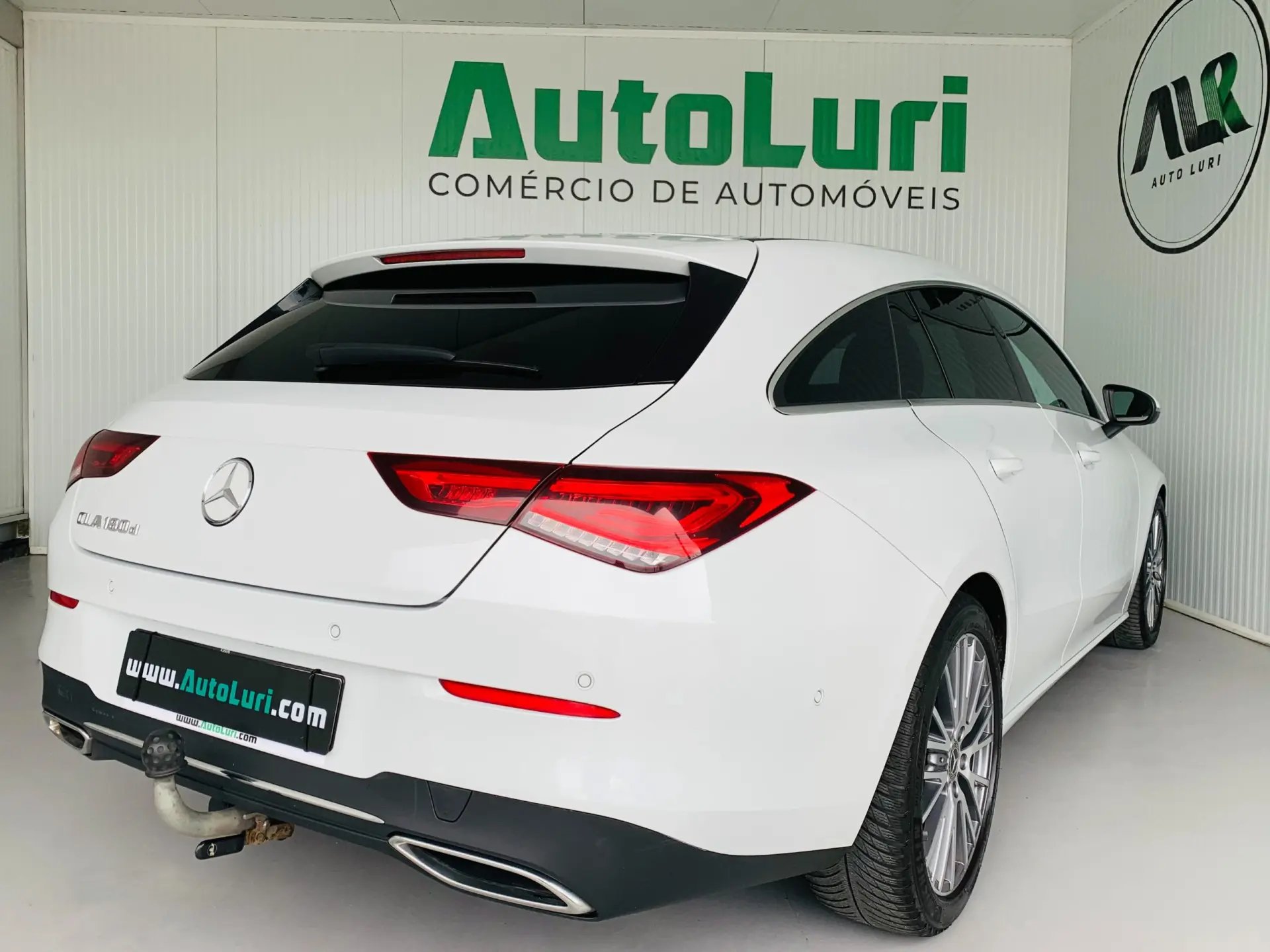 Mercedes-Benz CLA 180 d Progressive 4