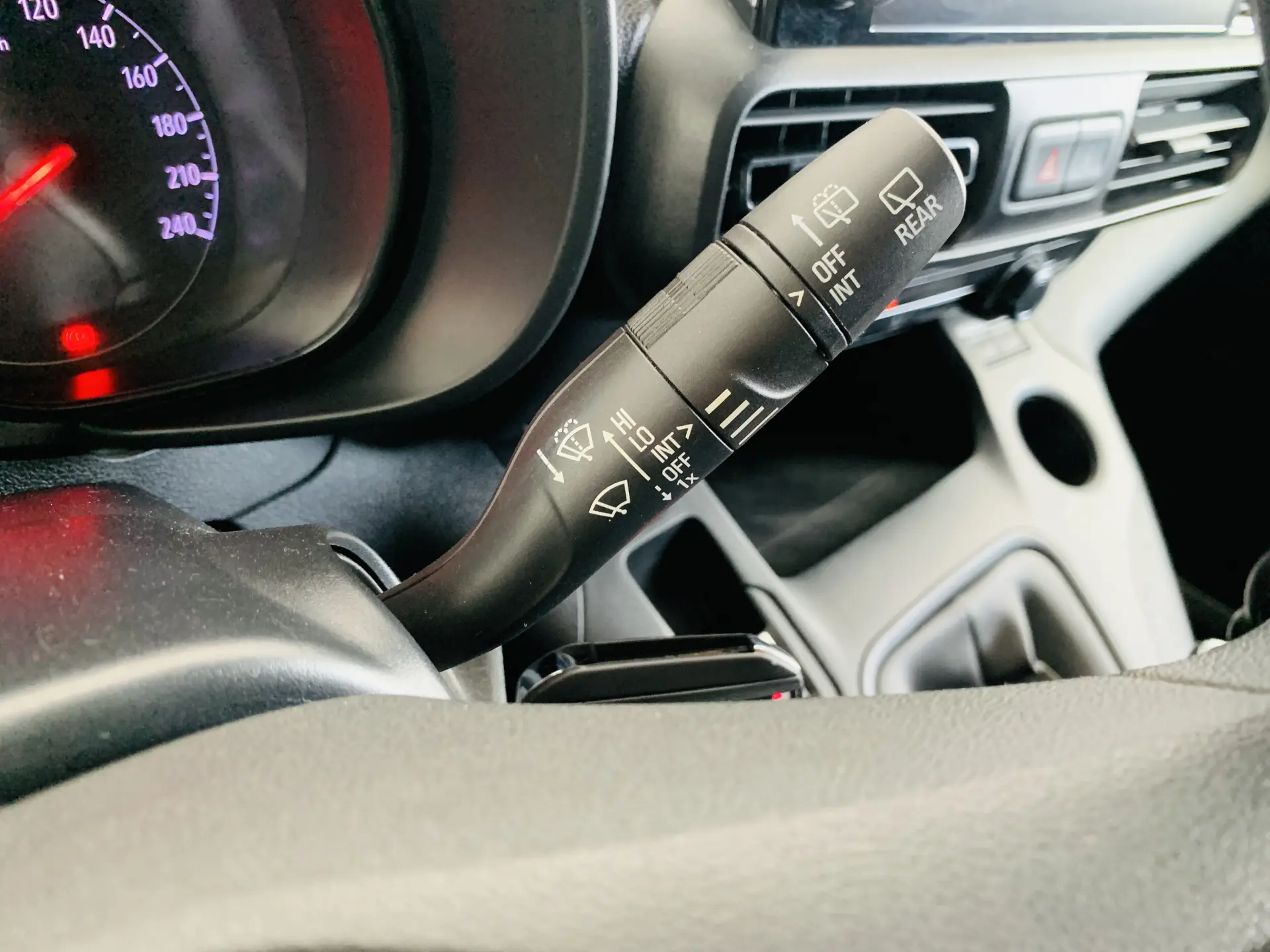 Opel Combo 1.5 CDTi Edition 19