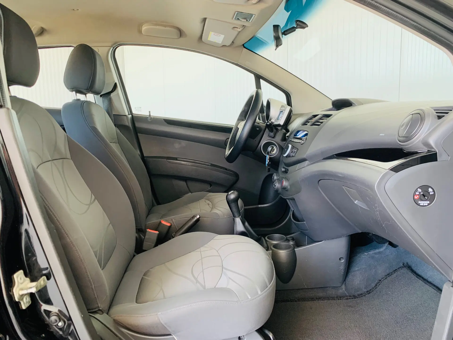 Chevrolet Spark 1.0 LS Bi-Fuel 28