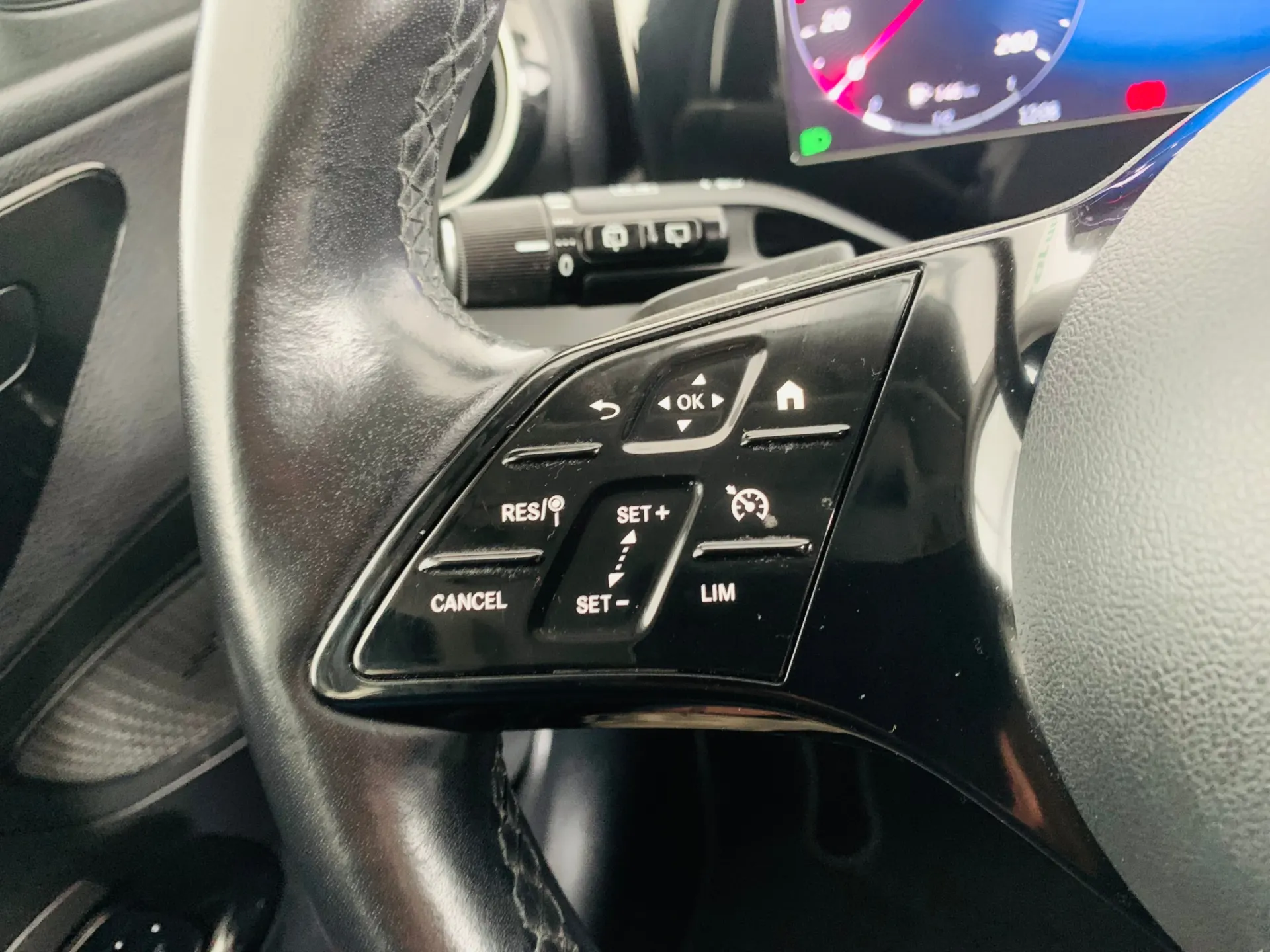 Mercedes-Benz C 200 17