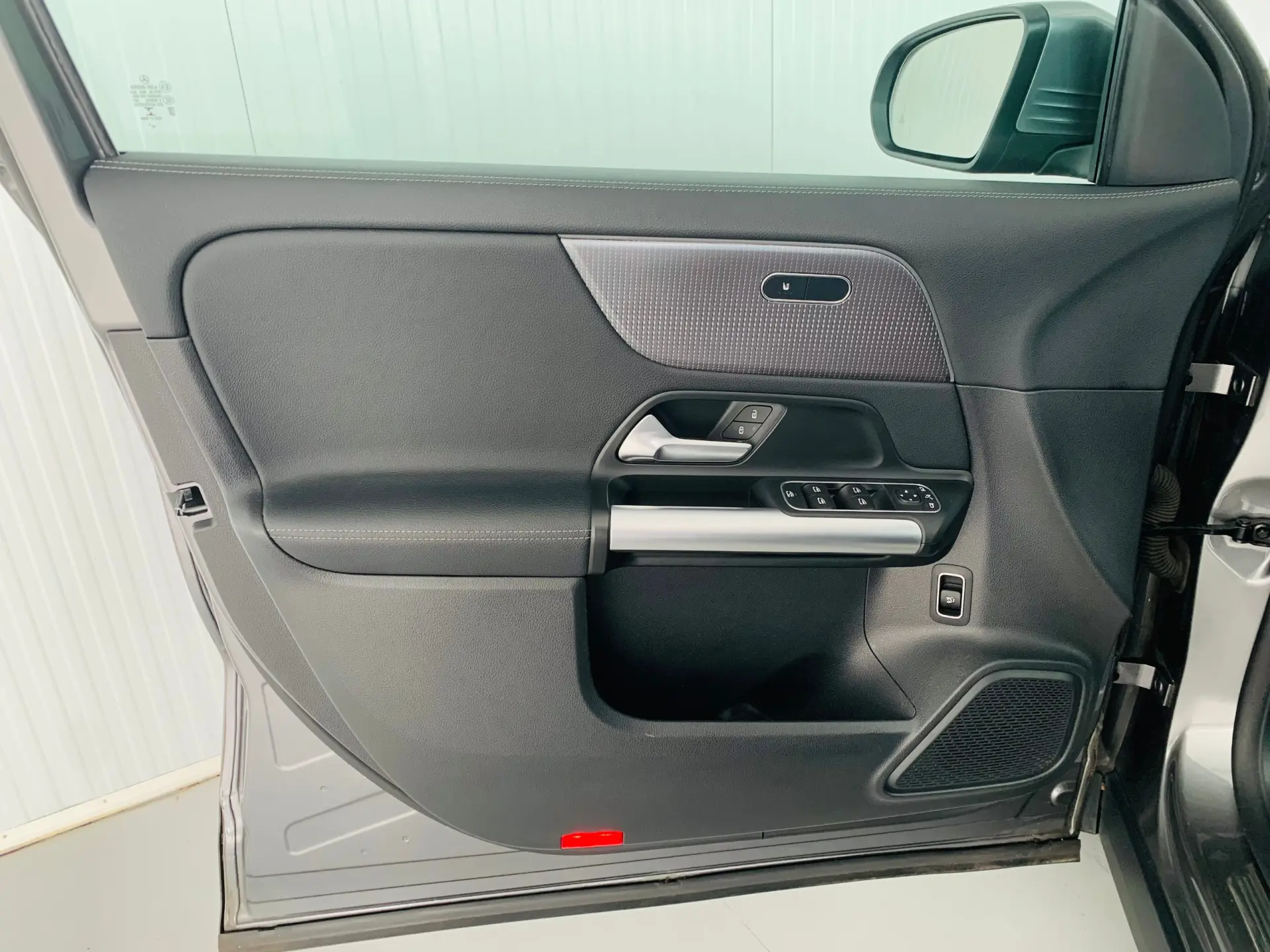 Mercedes-Benz EQA 250 Progressive 7