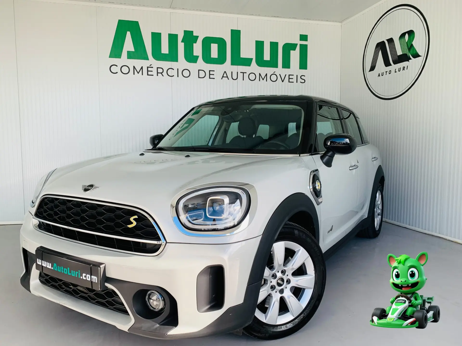 MINI Countryman Cooper SE ALL4 Auto 1