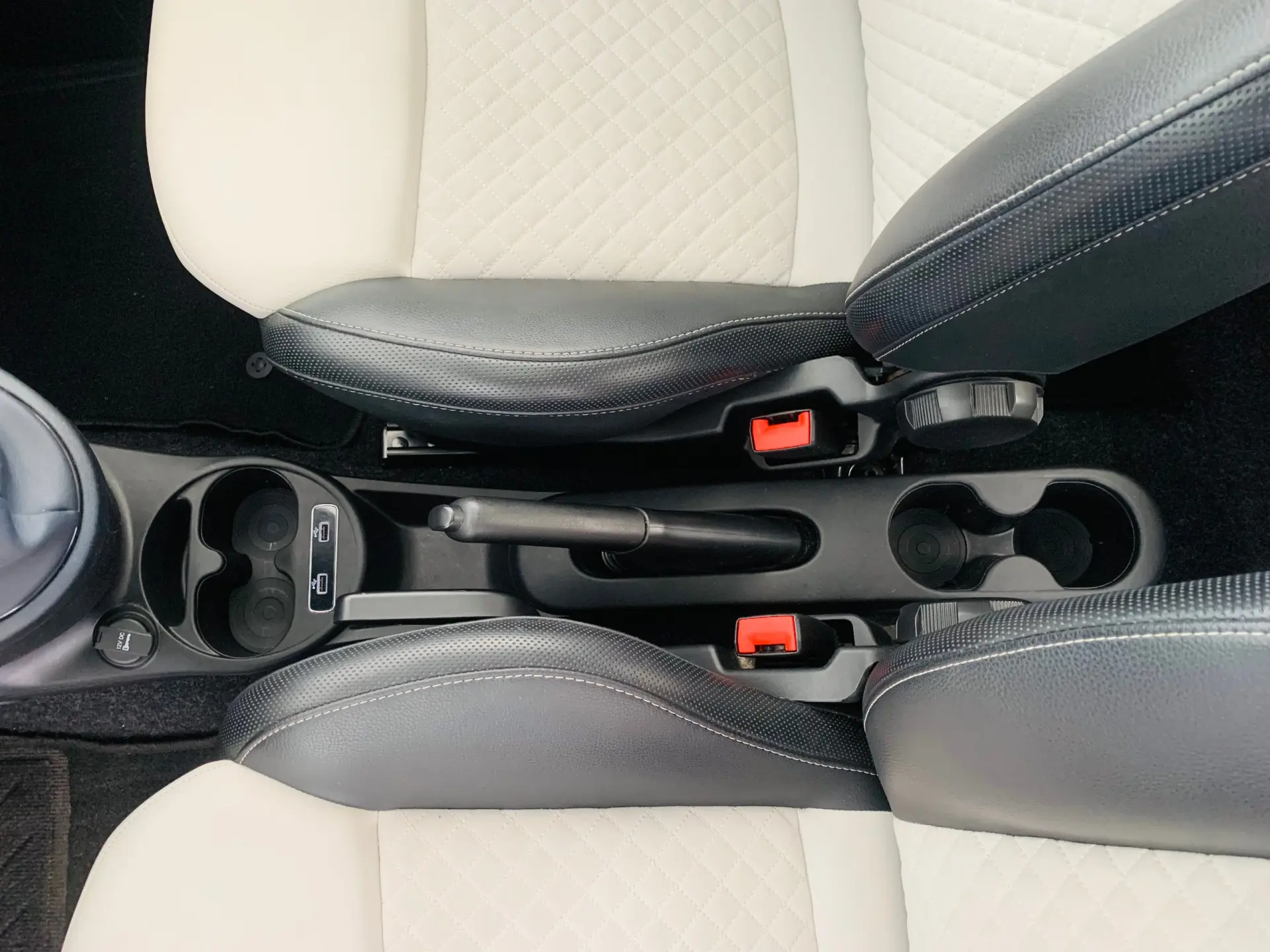 Fiat 500 1.0 Hybrid Dolcevita 24