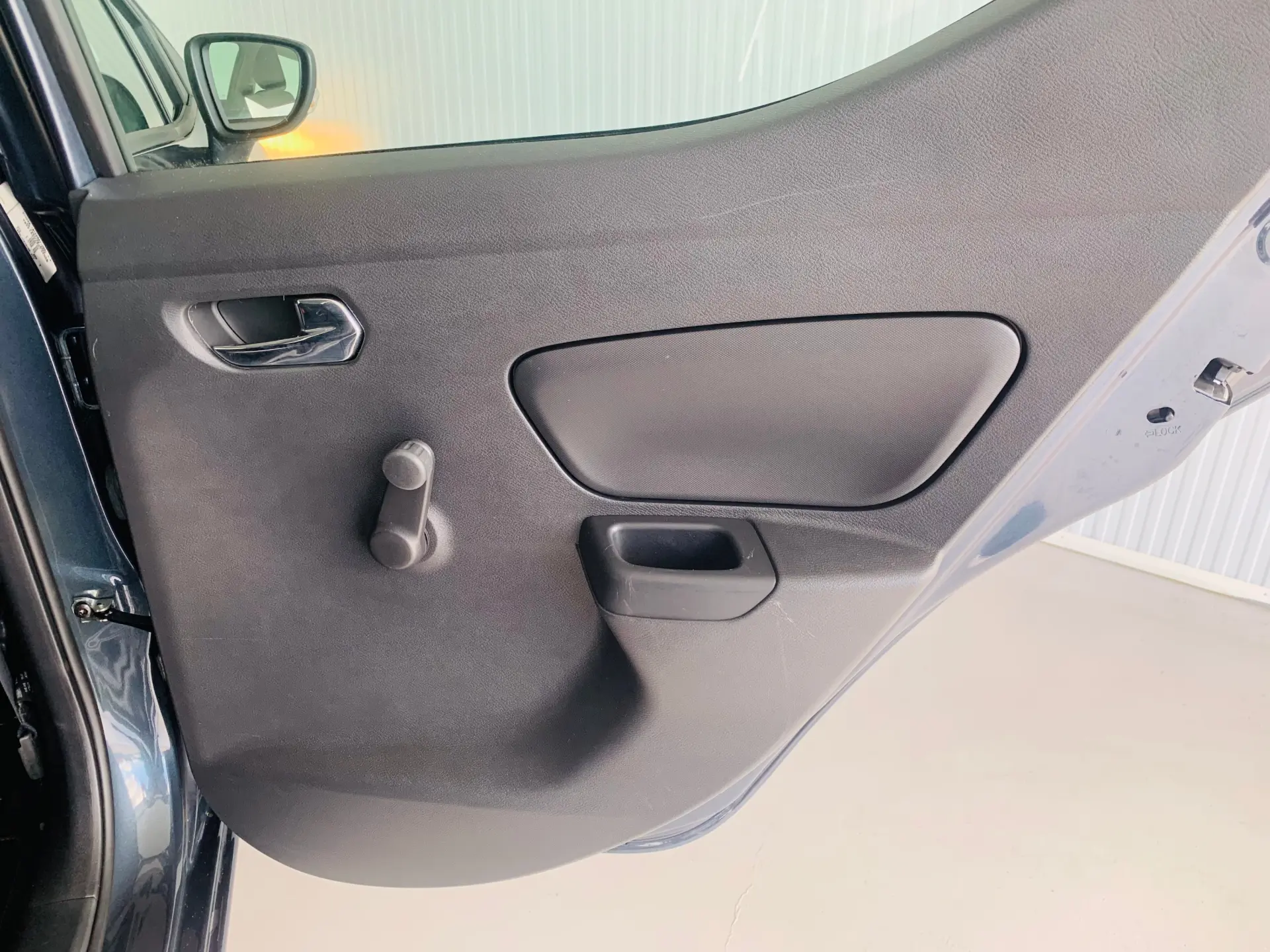 Nissan Micra 0.9 IG-T N-Connecta 32