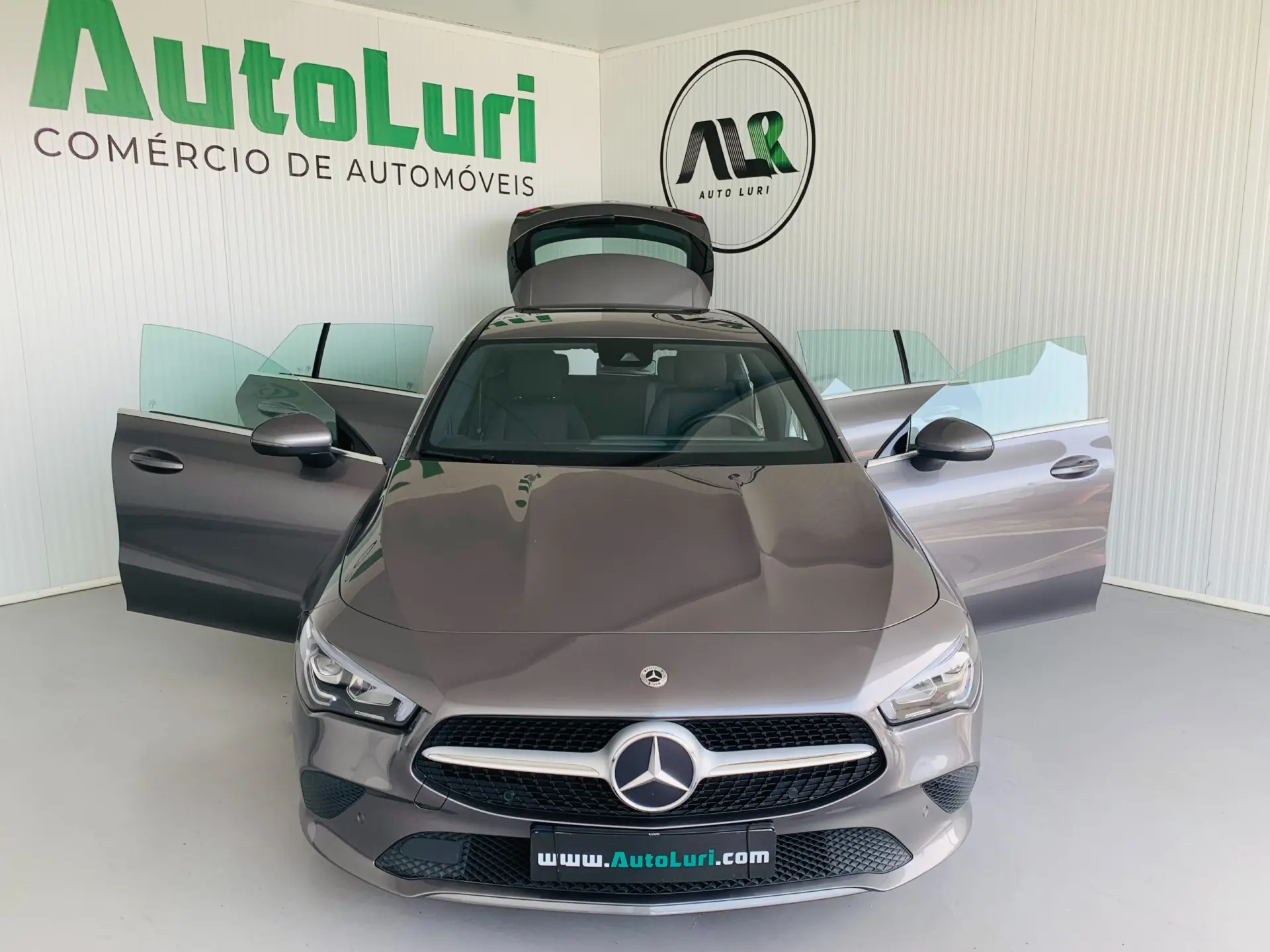 Mercedes-Benz CLA 180 7G-DCT Progressive 45
