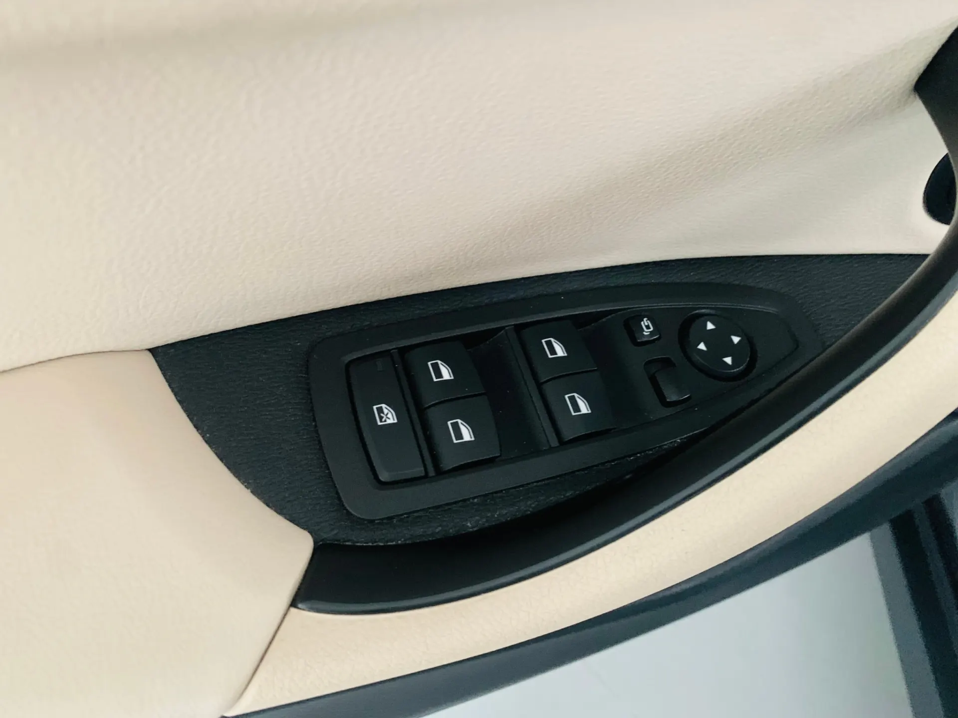 BMW X2 25 e xDrive 7