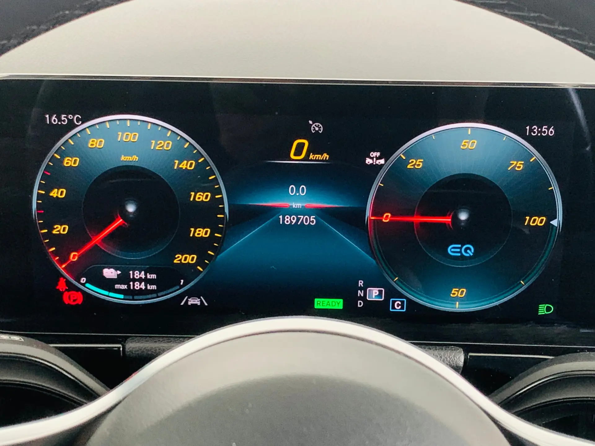 Mercedes-Benz EQA 250 Progressive 18