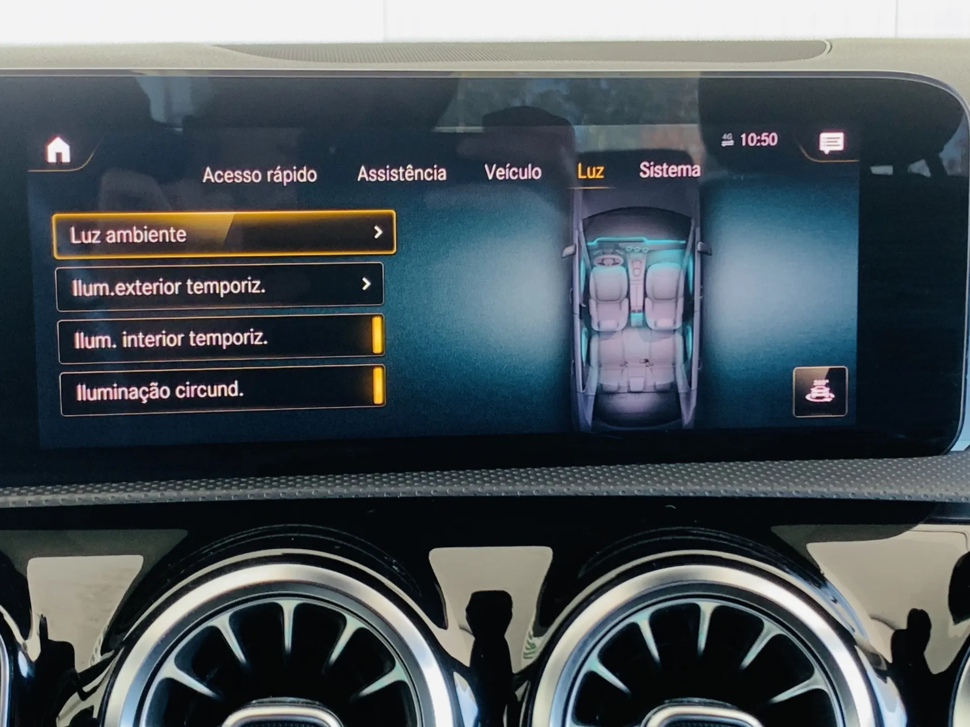 Mercedes-Benz A 180 Limousine d AMG Line 24