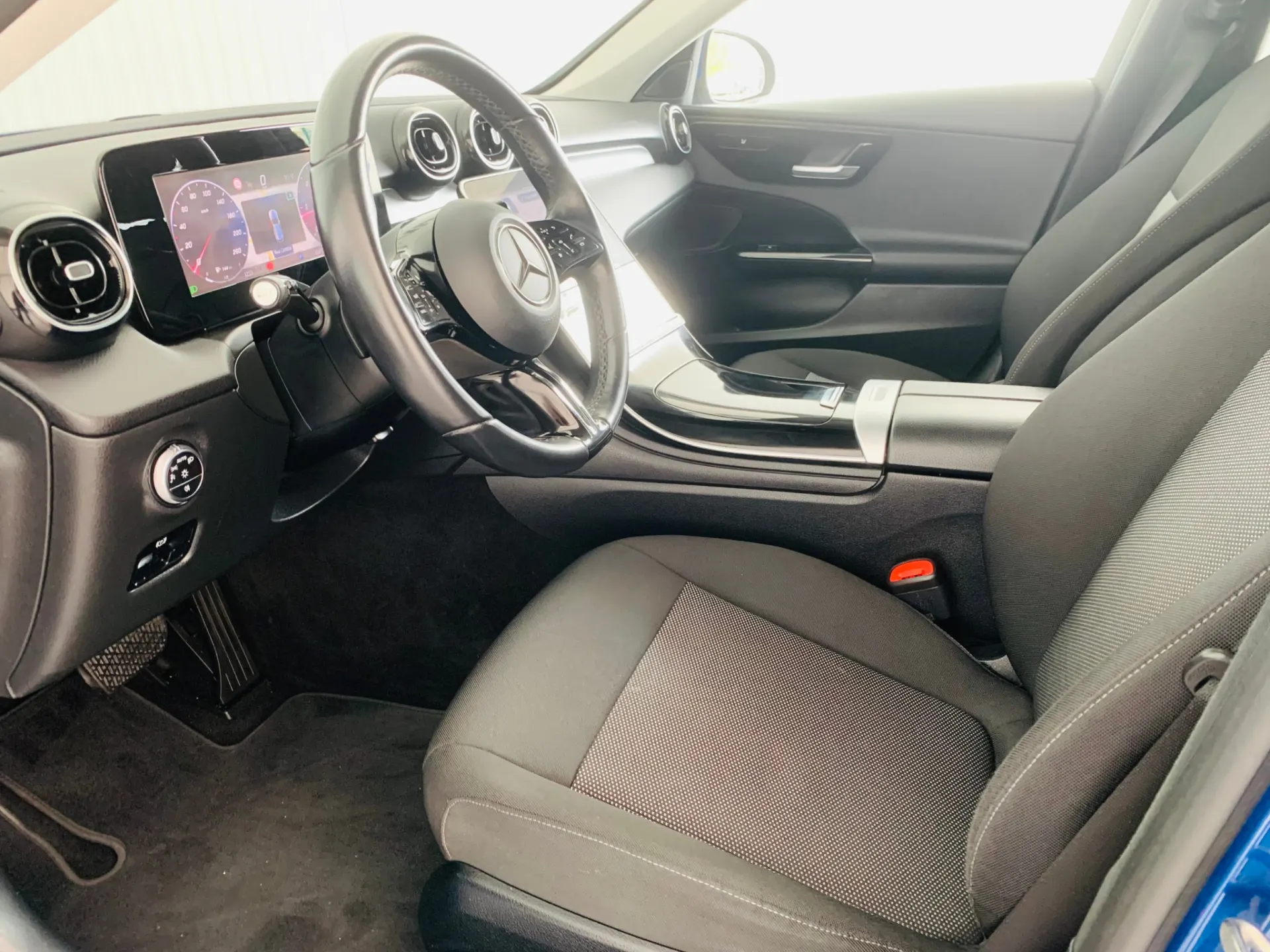 Mercedes-Benz C 200 11