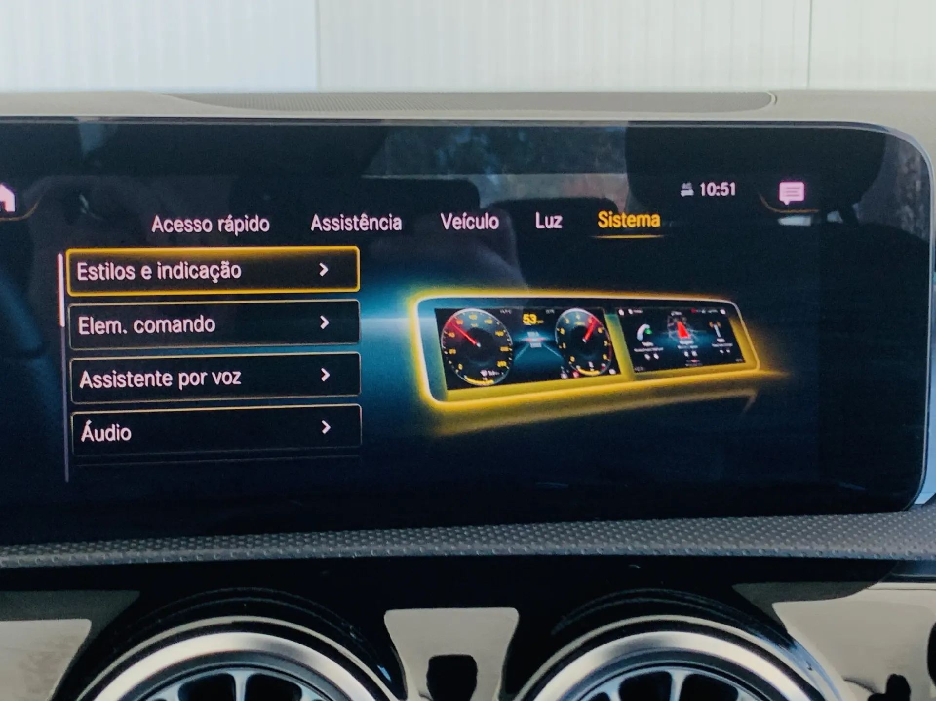 Mercedes-Benz A 180 Limousine d AMG Line 25