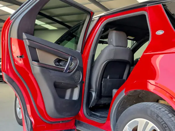Land Rover Discovery Sport 2.0 eD4 R-Dynamic S 7L 46